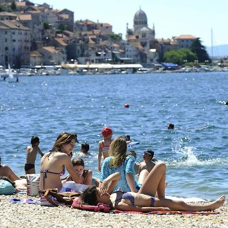 N & D Appartement Šibenik Buitenkant foto