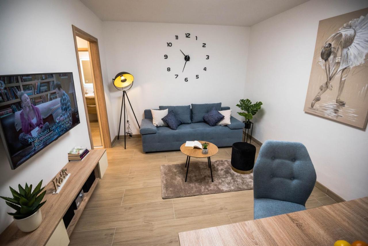 N & D Appartement Šibenik Buitenkant foto