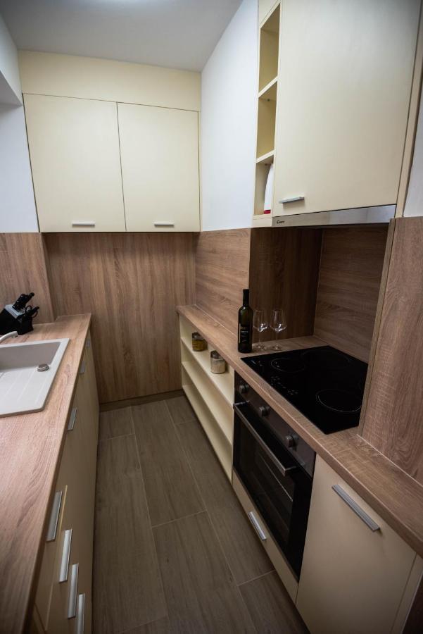 N & D Appartement Šibenik Buitenkant foto
