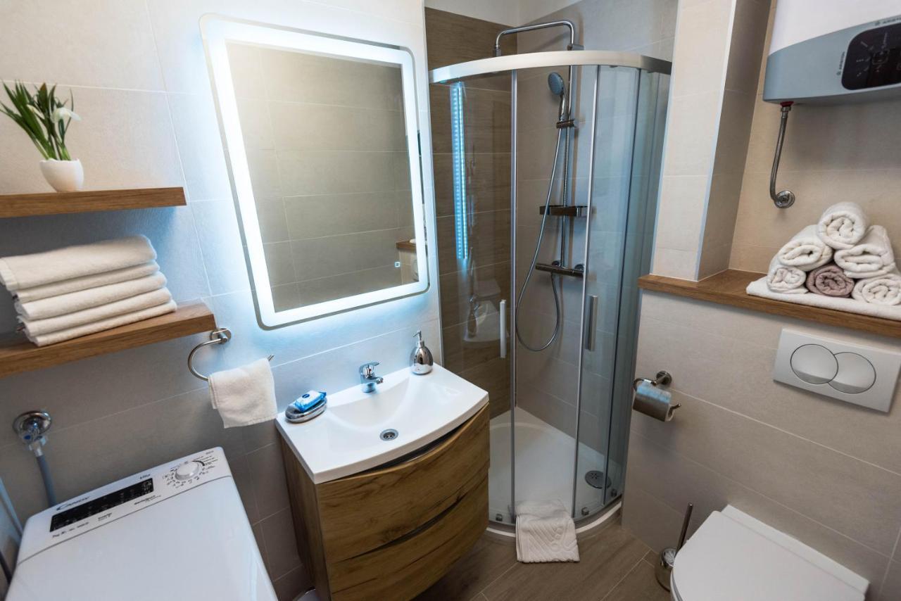 N & D Appartement Šibenik Buitenkant foto