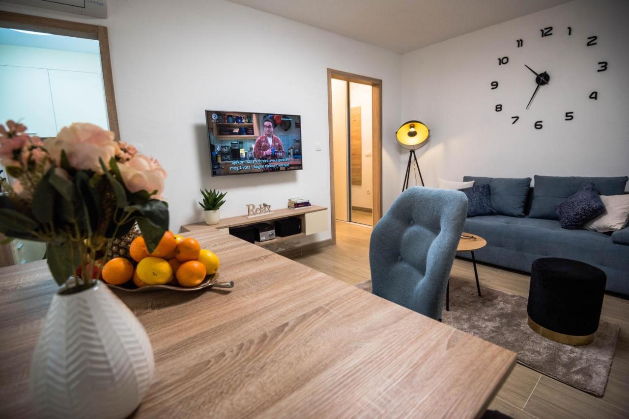 N & D Appartement Šibenik Buitenkant foto