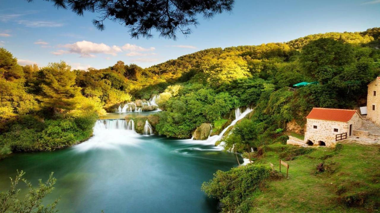 N & D Appartement Šibenik Buitenkant foto
