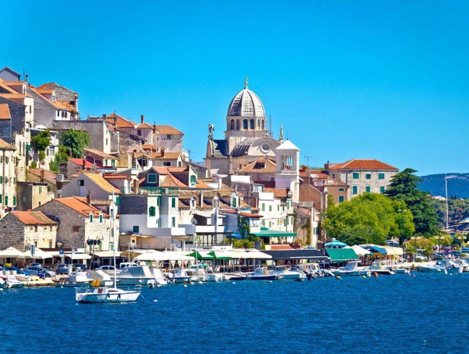 N & D Appartement Šibenik Buitenkant foto