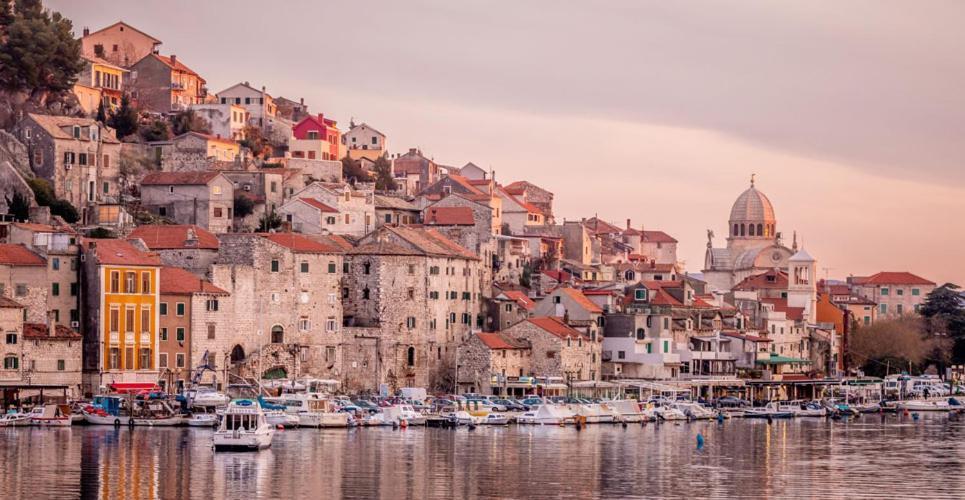 N & D Appartement Šibenik Buitenkant foto