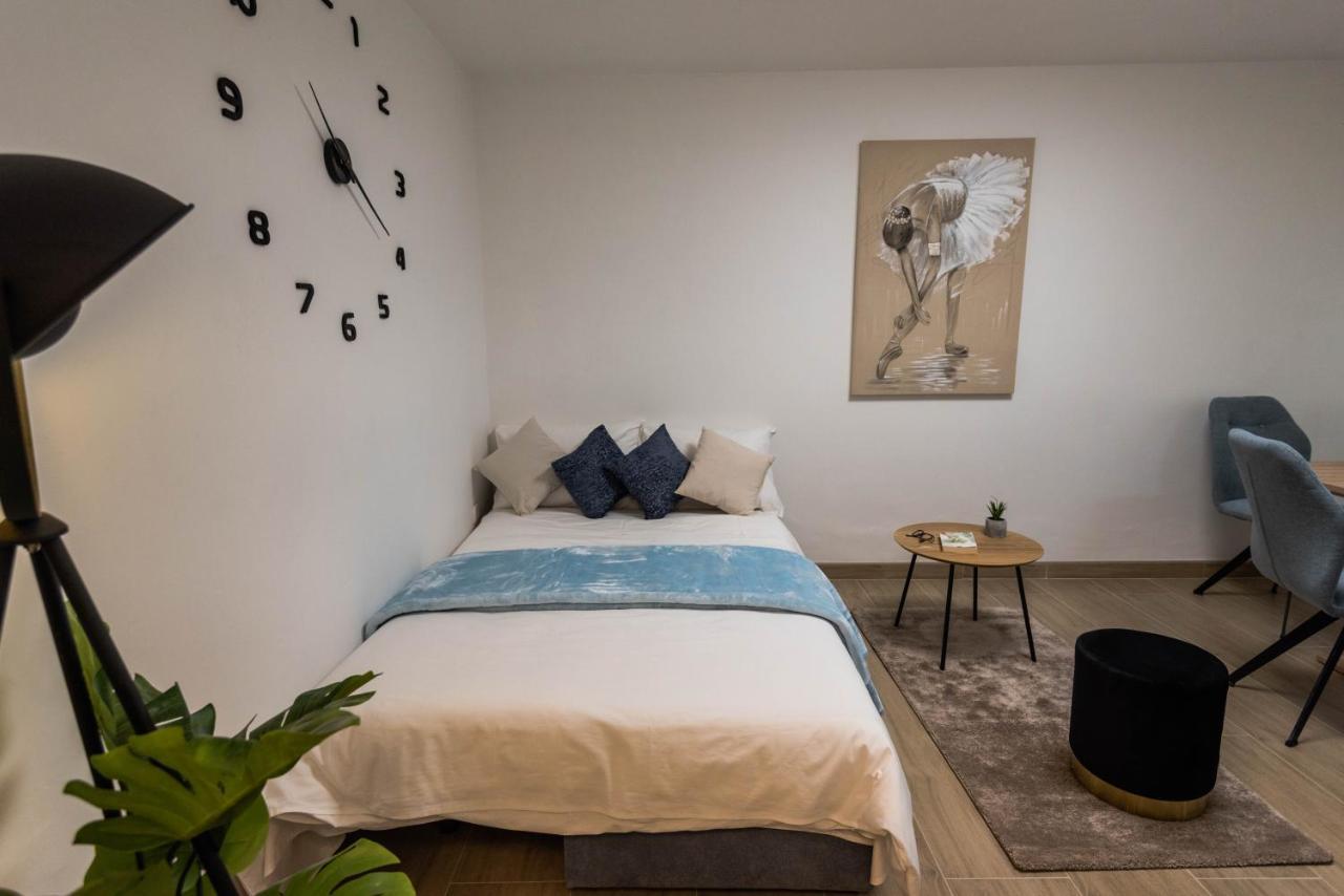 N & D Appartement Šibenik Buitenkant foto