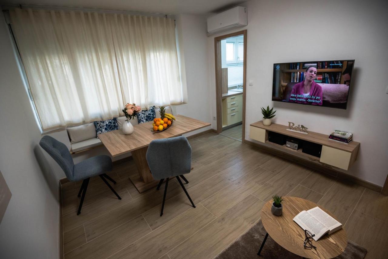 N & D Appartement Šibenik Buitenkant foto