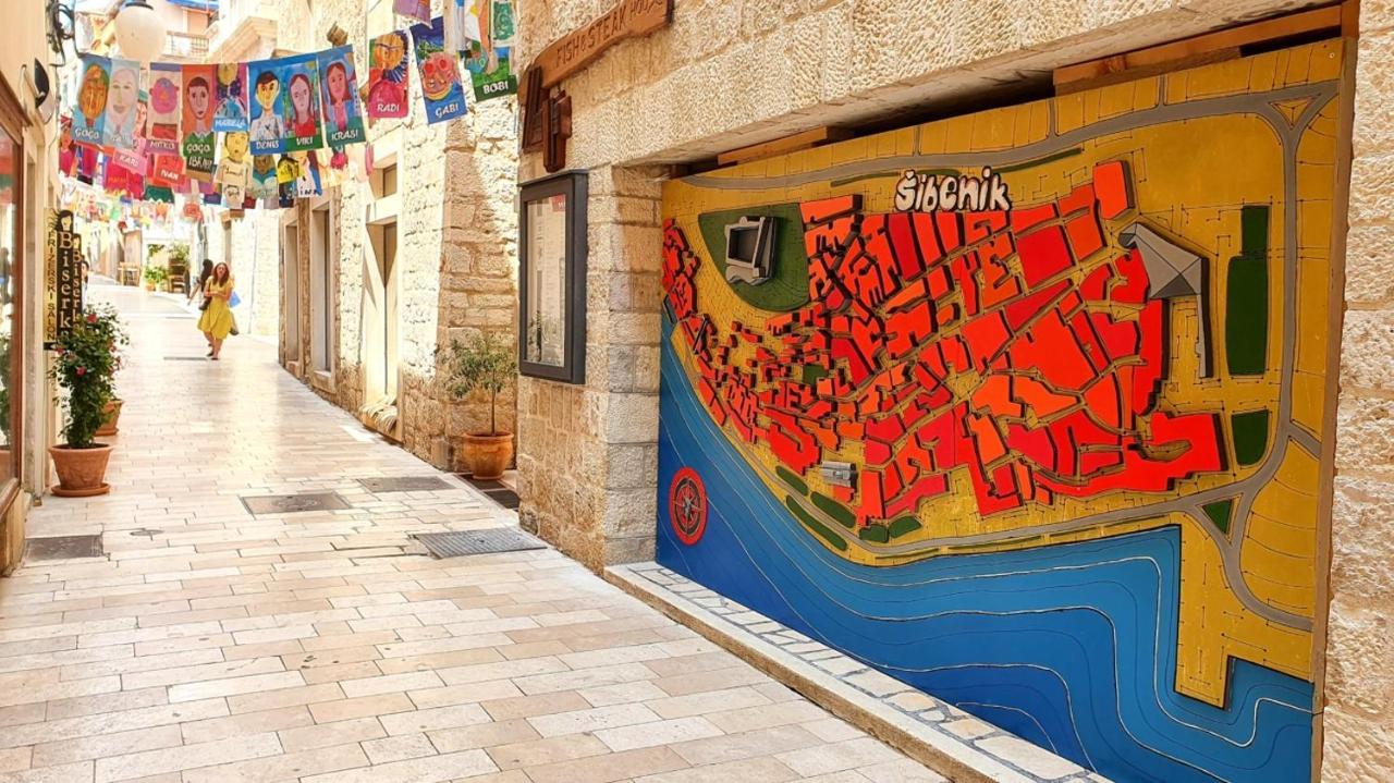 N & D Appartement Šibenik Buitenkant foto