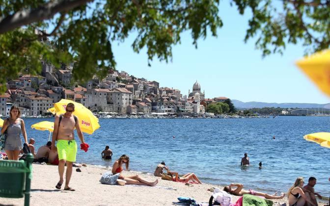 N & D Appartement Šibenik Buitenkant foto