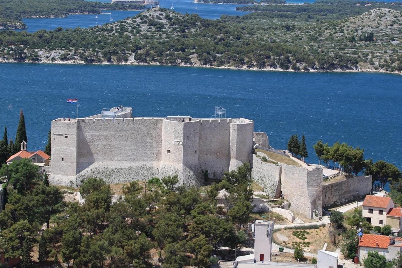 N & D Appartement Šibenik Buitenkant foto