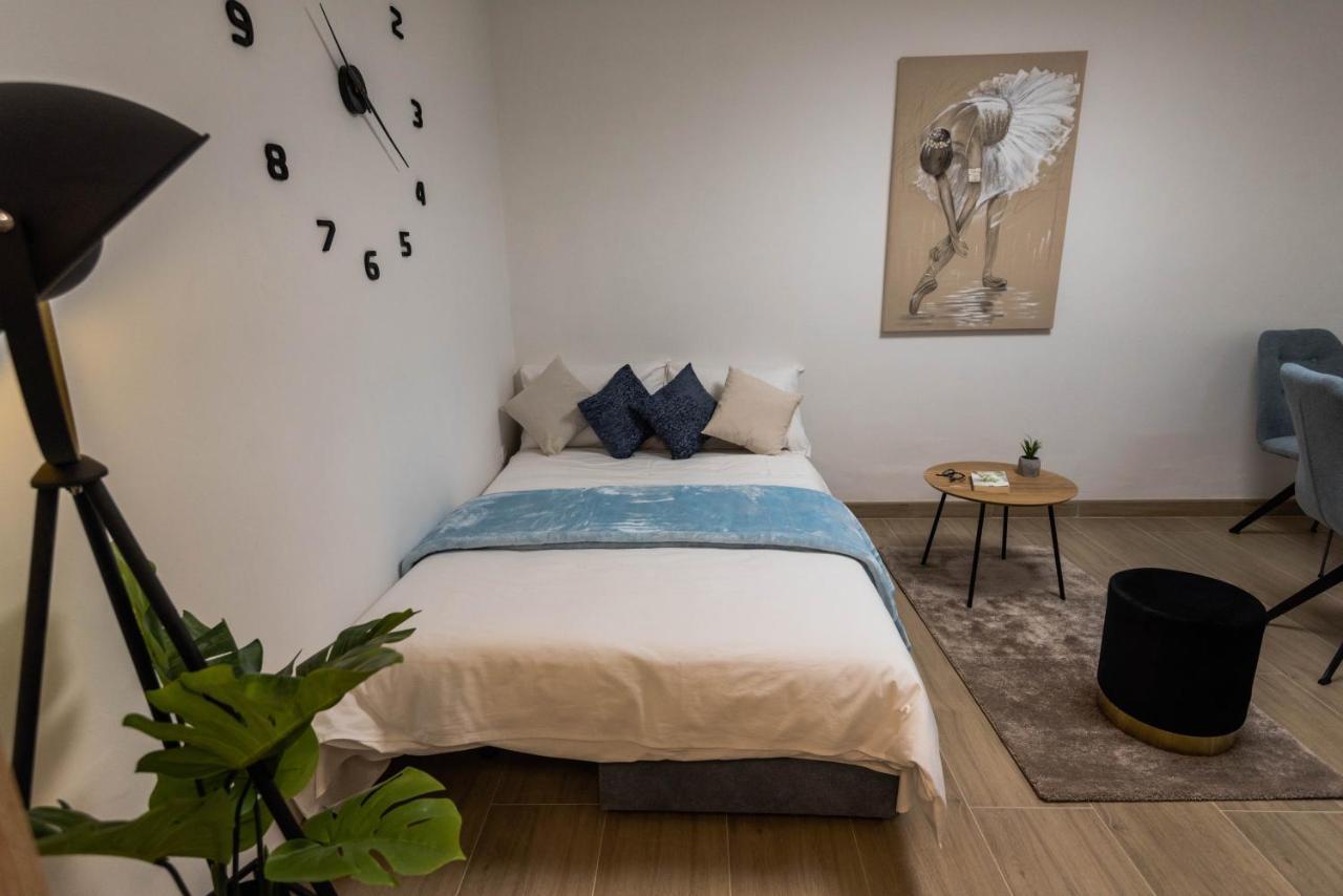 N & D Appartement Šibenik Buitenkant foto